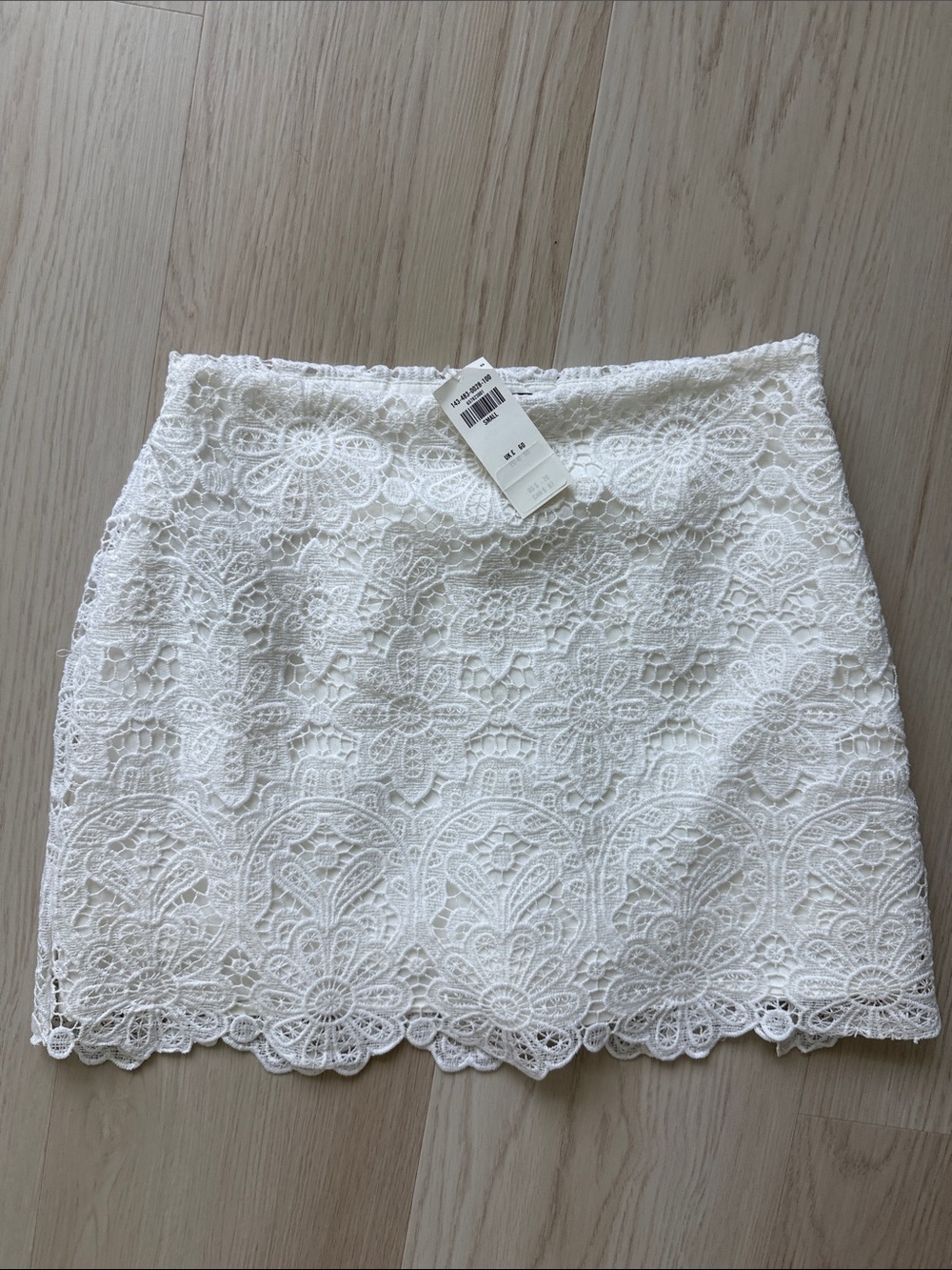 Abercrombie & Fitch White Lace Crochet Mini Skort  SM NWT